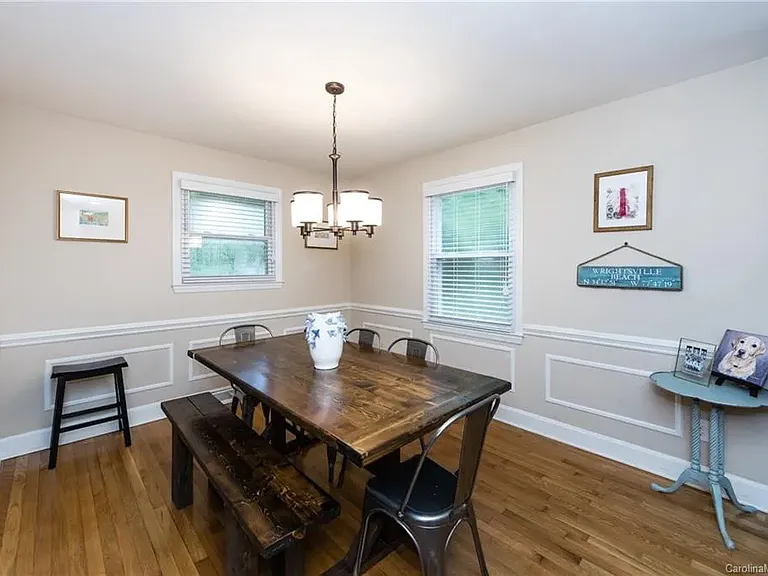 5875 Wedgewood Dr — Photo 9
