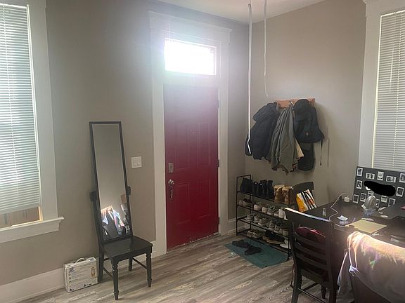 2nd image of 2371 Victor St #1