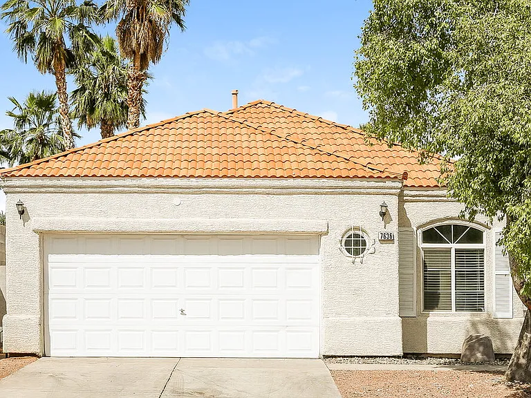7636 Adornment Ct — Photo 1