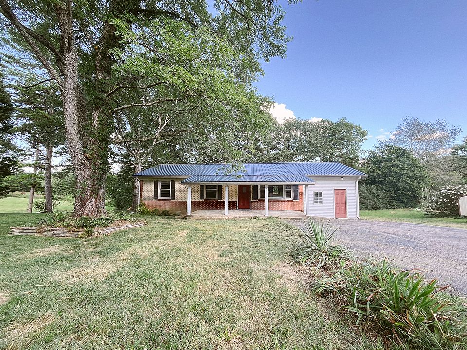 1st image of 631 Ponderosa Dr