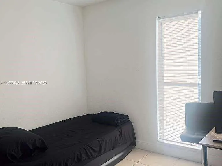 4435 Treehouse Ln #27H — Photo 3
