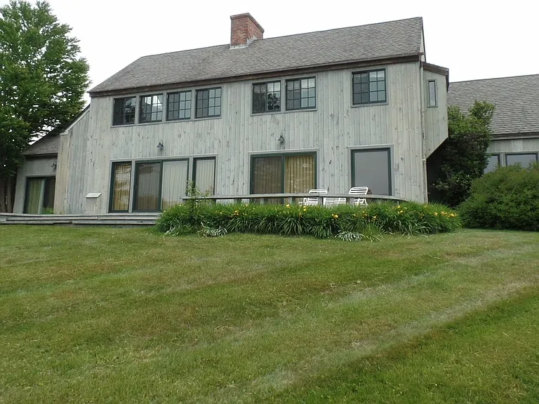 11 Old Dana Rd — Photo 1