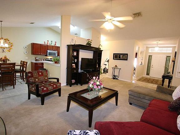 3rd image of 1216 Mount Logan Dr