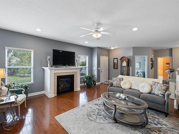 4th image of 5731 Burke Cir