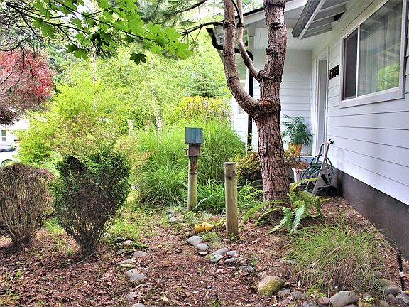5th image of 1368 Glenwood Dr