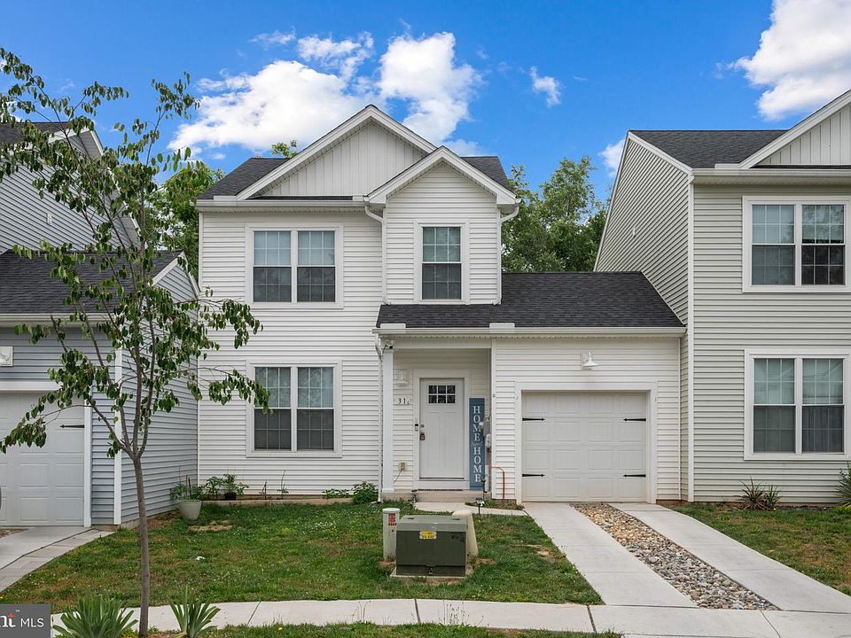 1st image of 31 Parkview Dr