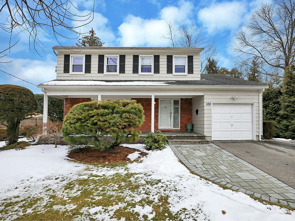 1st image of 100 Ashford Dr