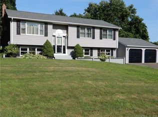 8 Evergreen Rd, Vernon, CT 06066