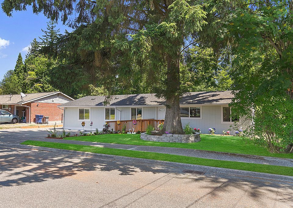 2nd image of 18917 46th Ave W