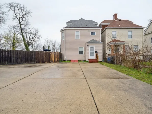 281 Preston St, Pittsburgh, PA 15205