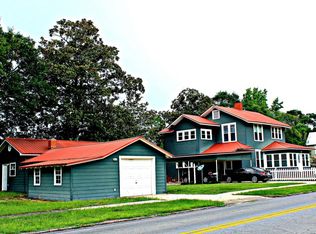 84 Bay Ave, Defuniak Springs, FL 32435