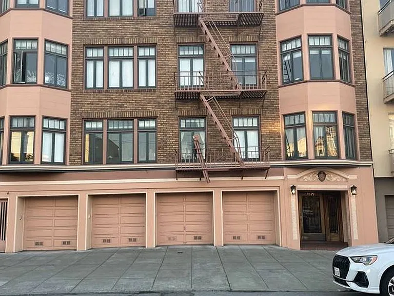 3575 Fillmore St — Photo 1
