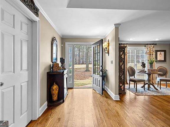 3rd image of 103 Windridge