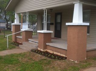 215 S Oak St, Bristow, OK 74010