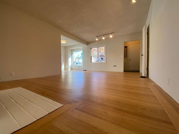2nd image of 330 Stanford Ave