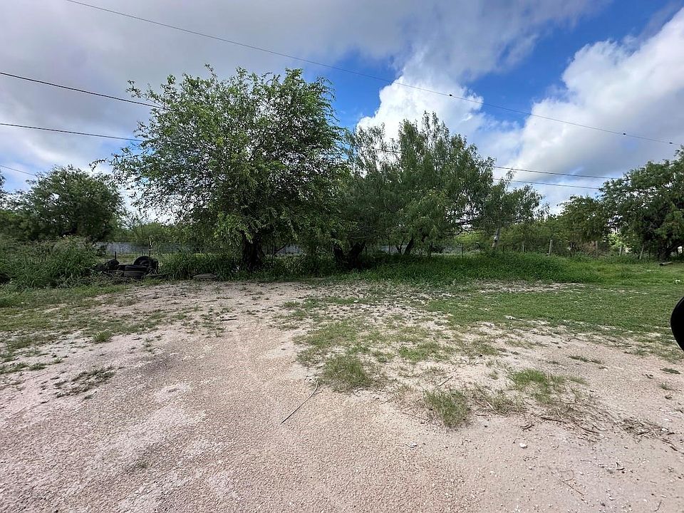 1st image of 7024 N Taylor Rd