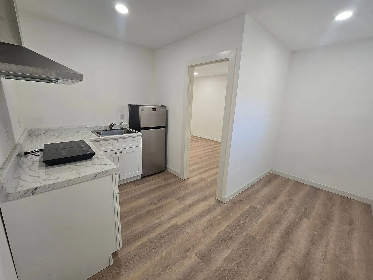 Glenhaven - Anaheim — Photo 1
