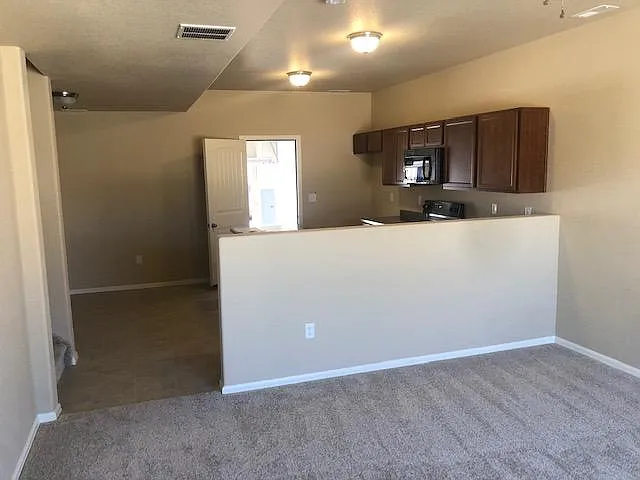 7465 Forest Meadows Ave — Photo 5