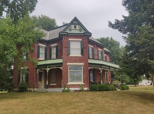 2015 Parley St, Nauvoo, IL 62354