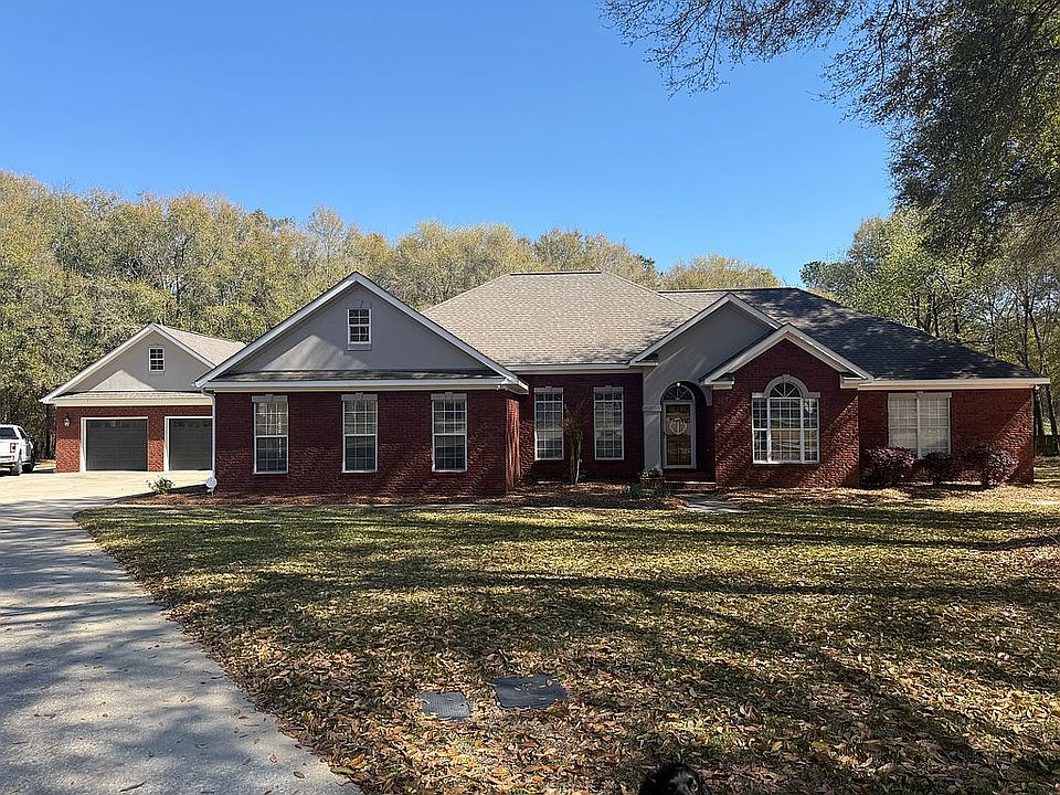 1st image of 106 Baywood Dr