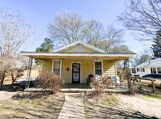 1092 Poplar St, Grenada, MS 38901