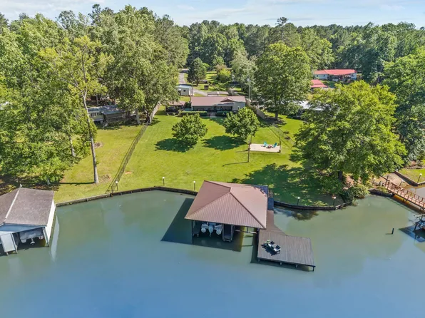 158 Montego Bay Rd NW, Milledgeville, GA 31061