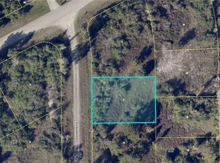 425 Parkman Ave, Lehigh Acres, FL 33974