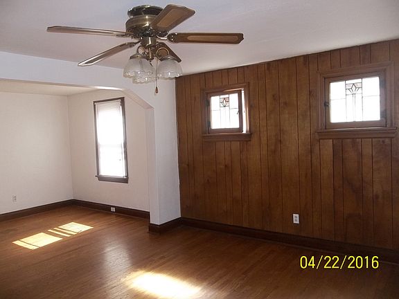 4th image of 7133 Garesche Ave