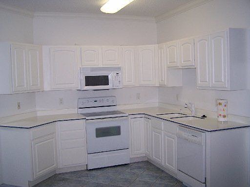 2nd image of 6111 Winter Garden Way