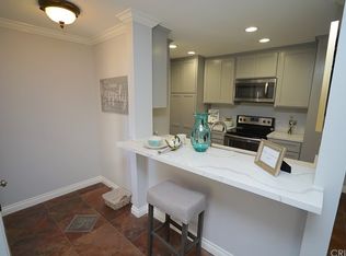 24430 Nicklaus Dr UNIT L2, Santa Clarita, CA 91355 | MLS #SR23168476 ...