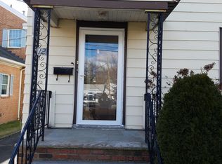 12 Spring St #1, Millburn, NJ 07041