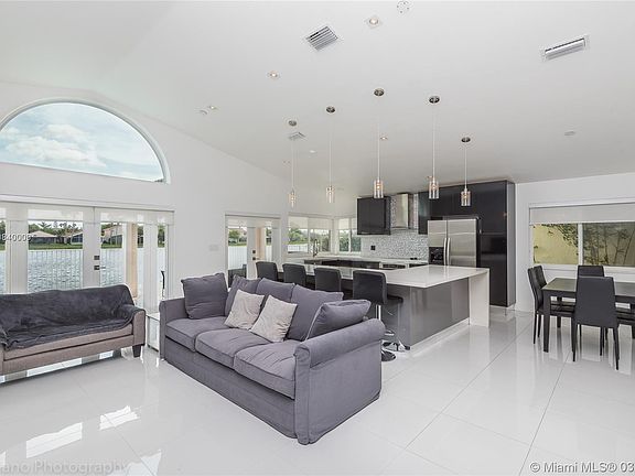 5th image of 1450 Harbour Side Dr #0