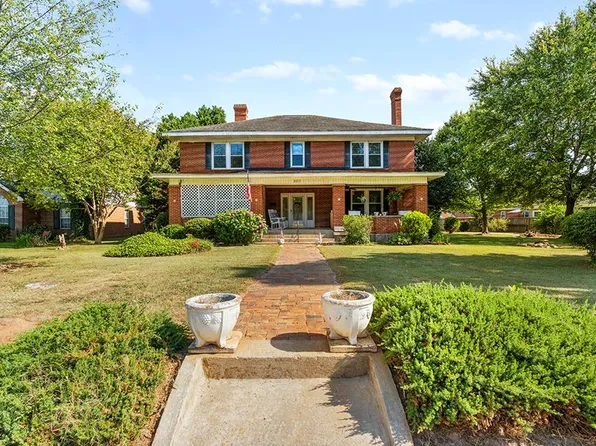 207 W Main St, Ninety Six, SC 29666