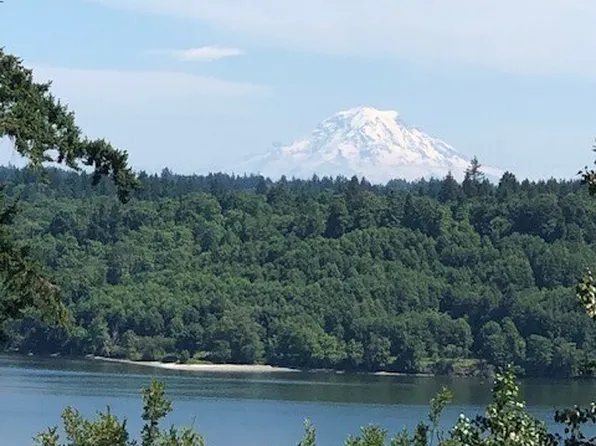 1669 Sound Ridge Drive, Bremerton, WA 98312