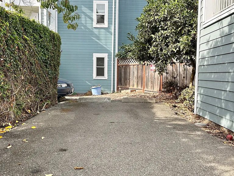2018 9th St #A — Photo 3