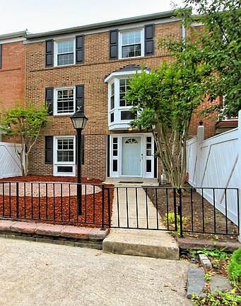 3rd image of 4508 Squiredale Sq