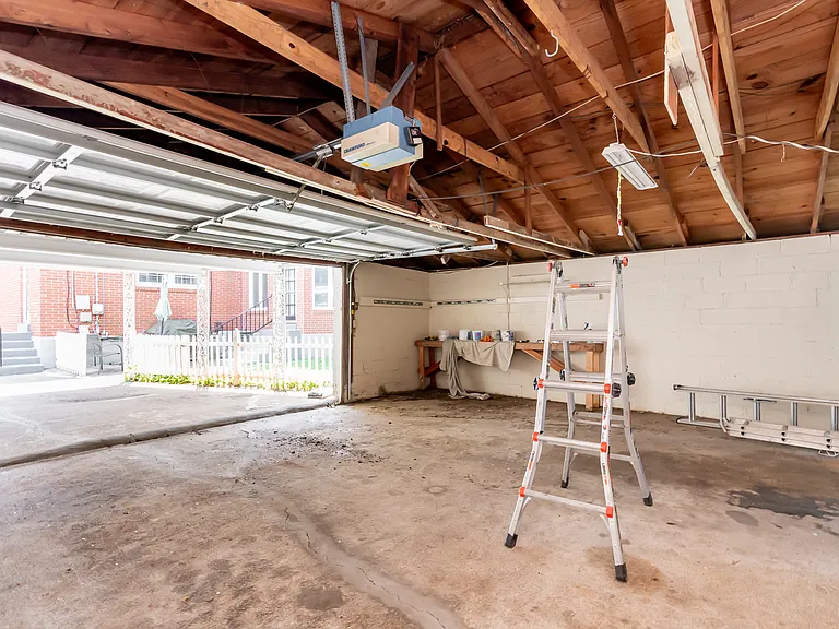 2223 Strathmoor Blvd #FURNISHED — Photo 49