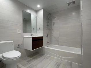 13227 41st Rd #8, Flushing, NY 11355