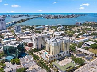 628 Cleveland St APT 1107, Clearwater, FL 33755