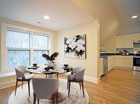 52 Albemarle Pl