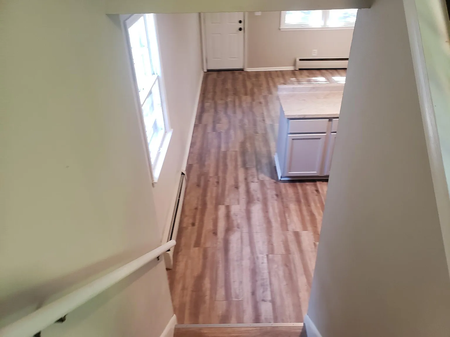 3 bed, 1400 sqft, $1,900 — Photo 4