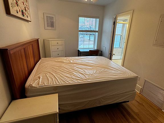 4th image of 4761 Liberty Ave APT 5