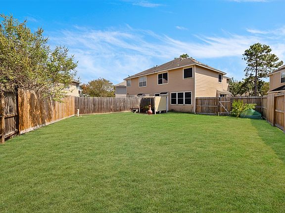 4th image of 16850 Bellmoor Ln