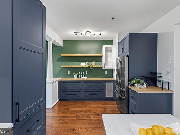 5th image of 204 Tilden Way