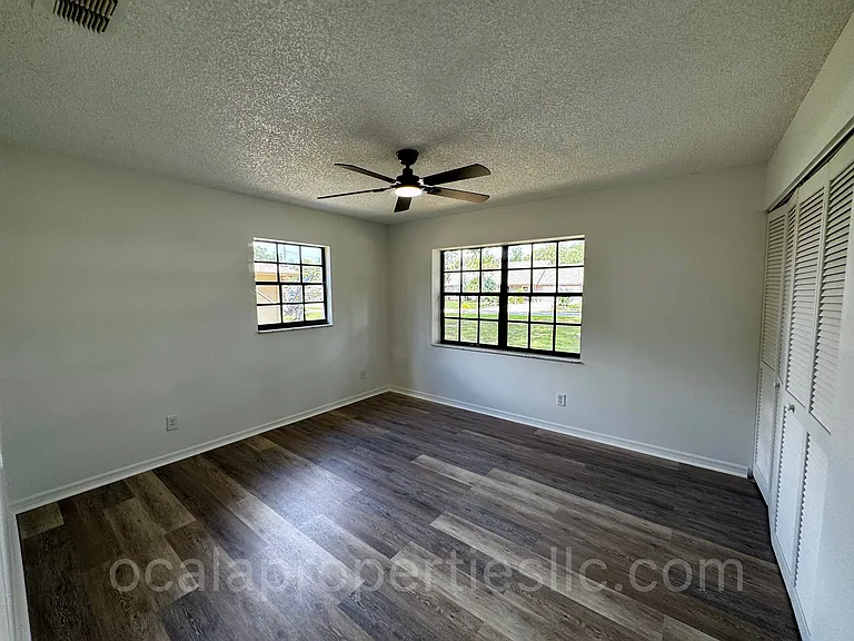 3380 NE 44th Pl — Photo 25