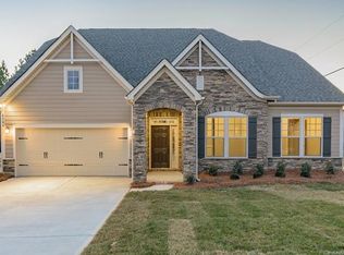 8304 Lake Harmony Dr, Matthews, NC 28104