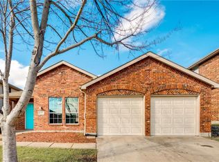 2425 Spoonbill Ct, Mesquite, TX 75181