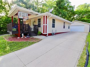 2505 Bennett Ave, Des Moines, IA 50310