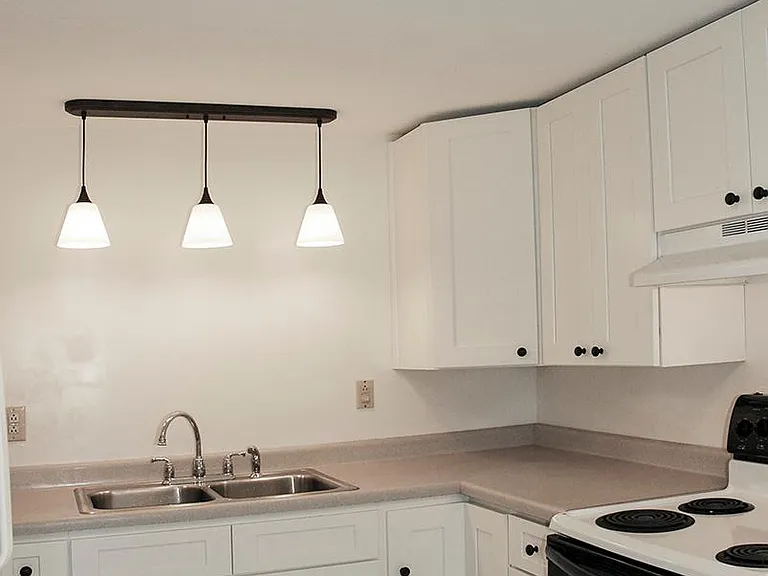 2816 Mineral Springs Ave — Photo 2