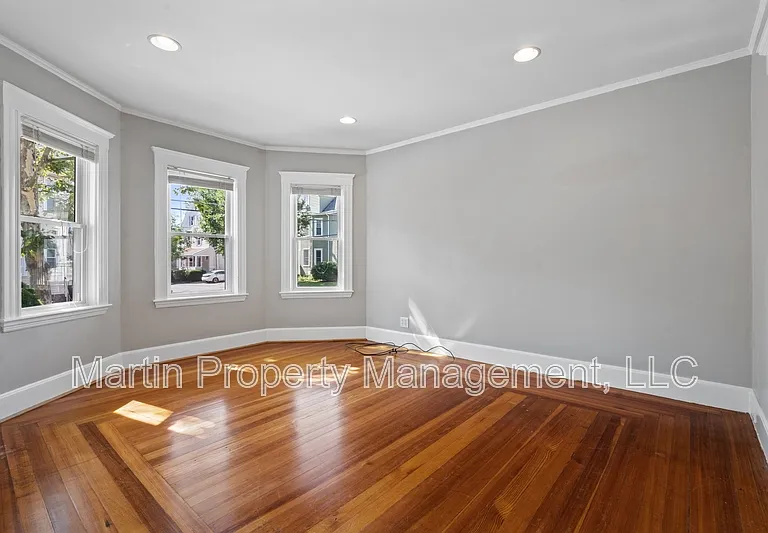 146 Beech St #1 — Photo 11